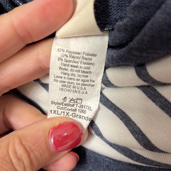 7th Ray hoodie - Picture 3 of 6